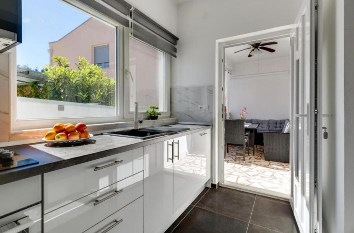 Apartament Floyd Bibinje Zewnętrze zdjęcie