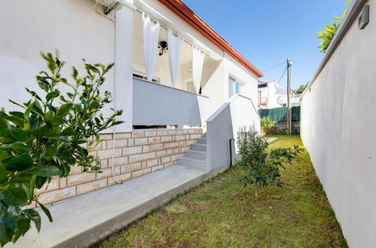 Apartament Floyd Bibinje Zewnętrze zdjęcie